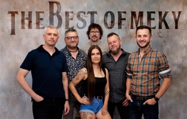 Čtvrté adventní zastavení u vánočního stromu - The Best of Mekky | Město Kolín