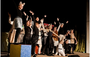 Kocourek Modroočko | Mělnické kulturní centrum