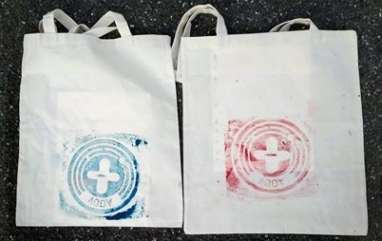 Barevné tašky - tisk na textil | Mělnické kulturní centrum